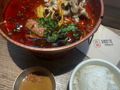 -成都你六姐·牛肉冒菜(上海环宇荟店)