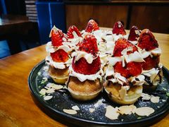 草莓忌廉华夫饼-BE BRIGHT KITCHEN(正佳广场店)
