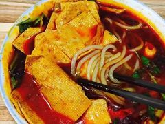 -老字号杨坡红油米线腊汁肉夹馍(东四道巷店)