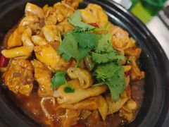 啫啫肥肠鸡-小郭私房菜·海肠捞饭店(学士街店)