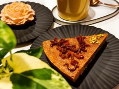 -潮一不贰·法式甜品·生日蛋糕·西式简餐(外滩店)