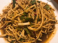 -滇香肴·云南菜蒸汽石锅鱼(云南北路店)
