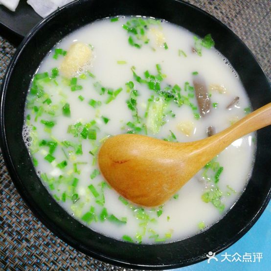 鸭小妹鸭血粉丝汤(老门东店)