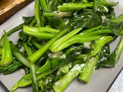 蒜蓉炒时蔬-天宝食坊·啫啫煲大排档(西华路店)