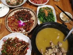 -老滇山寨•云南特色菜•地方菜•民族风情歌舞表演(金碧店)