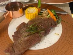 -神秘先生西餐酒廊