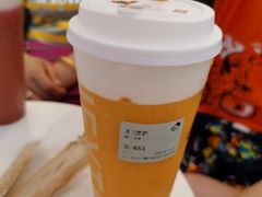-喜茶(迪士尼小镇DP店)