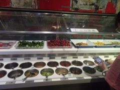 自助调料区-海底捞火锅(河东万达广场店)