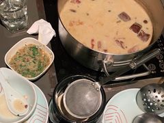 -捞王锅物料理(上海世茂广场店)