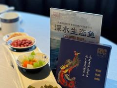 -凤凰湘语·平价海鲜餐厅(浦东旗舰店)