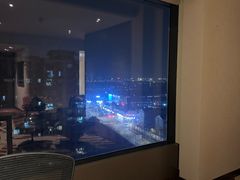 -上海虹桥西郊假日酒店