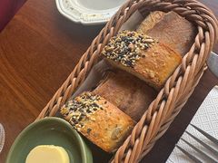 -Bistro Les Lilas丁香花小酒馆