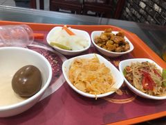 小菜-牛一嘴·兰州牛肉面·大盘鸡(财富中心店)