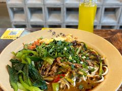 -方铲铲·成都板凳面(滨江银泰店)