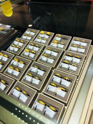 -六福珠寶(百联南方购物中心店)