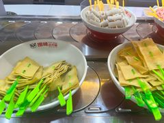 -围辣串串小火锅(李家村万达广场店)
