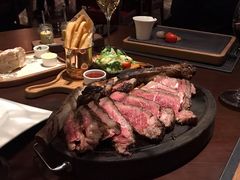 -恰餐厅及酒吧 CHAR Bar & Grill (北京丽都皇冠假日店)