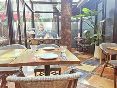 -Golden Lily河内巴黎法越料理餐厅(建国西路店)