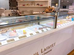 面包甜点陈列柜-PAUL LAFAYET 法式甜品(深圳湾万象城店)