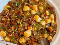 海肠贝丁捞饭-巧克力渔家.小船海鲜胶东菜(万平口店)