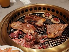 -黑金·寻焰自助百汇(中街店)