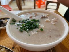 -洲心明记烧肉大粥(总店)