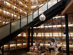 面包甜点陈列柜-星巴克臻选(南京金茂览秀城店)