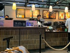 大堂-星巴克(海口美兰机场分店)