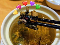 养肝草炖竹丝鸡汤-观山美厨·精致粤菜(西樵店)