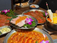 -明洞阿姨·韩式酱蟹烤肉·创意料理(三元桥店)