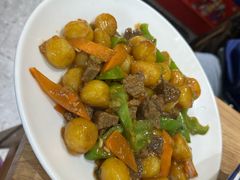 小土豆牛肉-天添纸包鸡家常菜