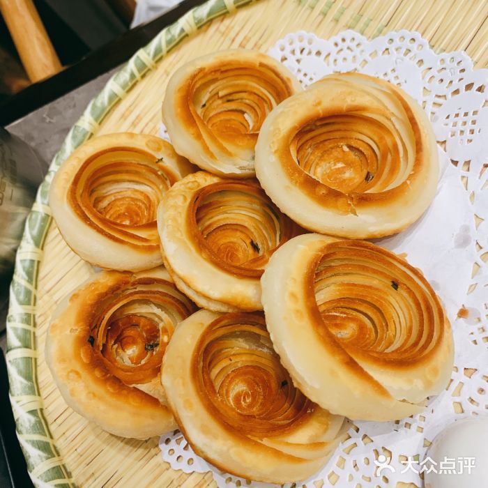 闫府私房菜·百年鲁菜(恒隆店)老济南油旋图片