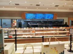 面包甜点陈列柜-泸溪河桃酥(欧尚店)