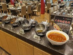 调料台-世贸万锦大酒店·烹大师火锅达人