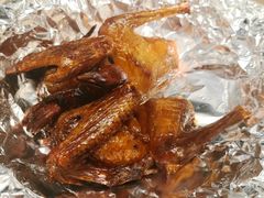 脆皮乳鸽（只）-火齐潮汕砂锅粥(五道口店)