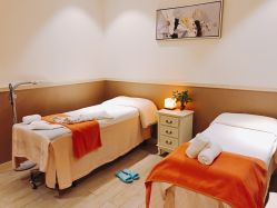 点击看大图 -艾维庭美容纤体SPA