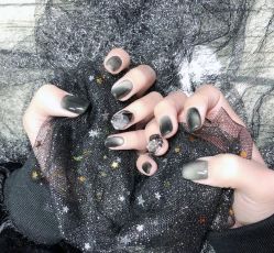 -Pink You美甲美睫纹绣定制中心