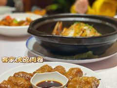 -客家大院·非遗赣南客家菜(郁孤台店)