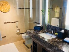 -青岛海尔洲际酒店