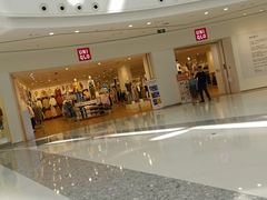 -优衣库(南宁安吉万达广场店)