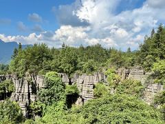 -梭布垭石林景区