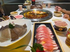 -老房老舍重庆火锅(假日城市店)