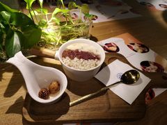 酒酿红豆薏米羹-炖物24章·顺时轻养茶(杭州大厦店)