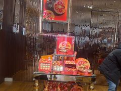 -VENCHI 闻绮(上海佛罗伦萨小镇店)