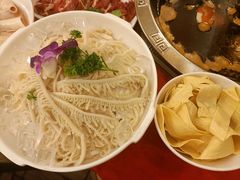 -山城年华老火锅(玉林店)