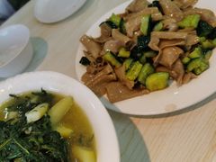 莜麦面拌黄瓜-老舅老蒙肉饼非遗店(一店)