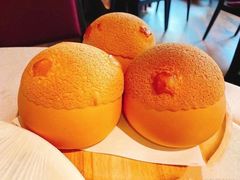 酥皮鲜果菠萝包-广州中心皇冠假日酒店·百粤楼