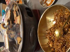 -围炉肉舍•炭烤活鳗•丹东海鲜烤肉(步行街店)