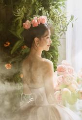 -挪娅婚纱摄影皇家会所