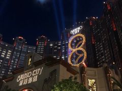 -影汇之星8字形摩天轮
